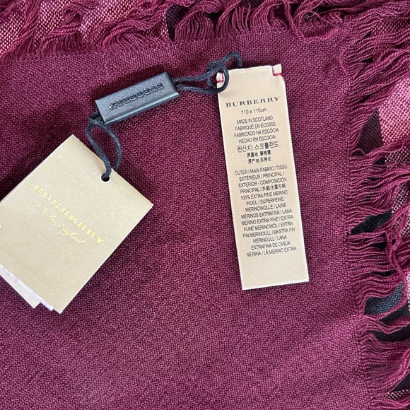 Burberry Check Wool Scarf - Picture 6 of 10